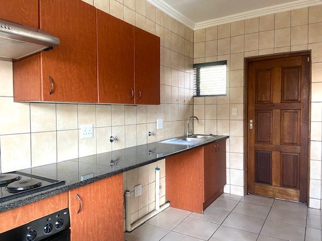  3-Bedroom Townhouse To Rent in Amorosa, Roodepoort — image 11