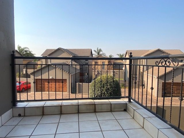  3-Bedroom Townhouse To Rent in Amorosa, Roodepoort — image 20