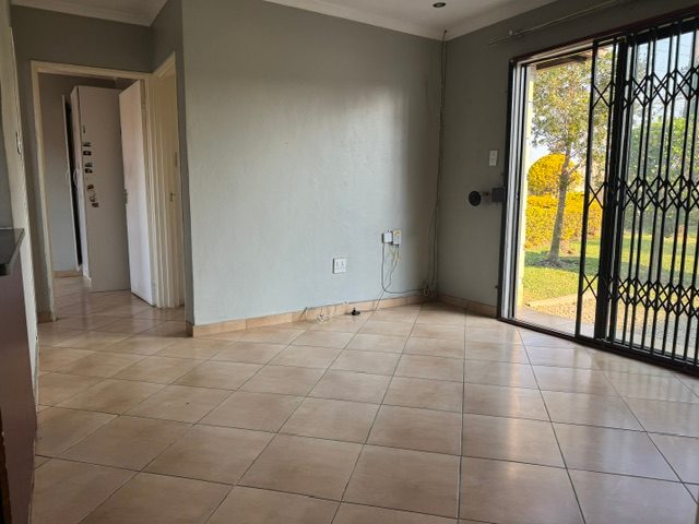 Charming 3-Bedroom Home to Let in Waterfall View Estate — image 7