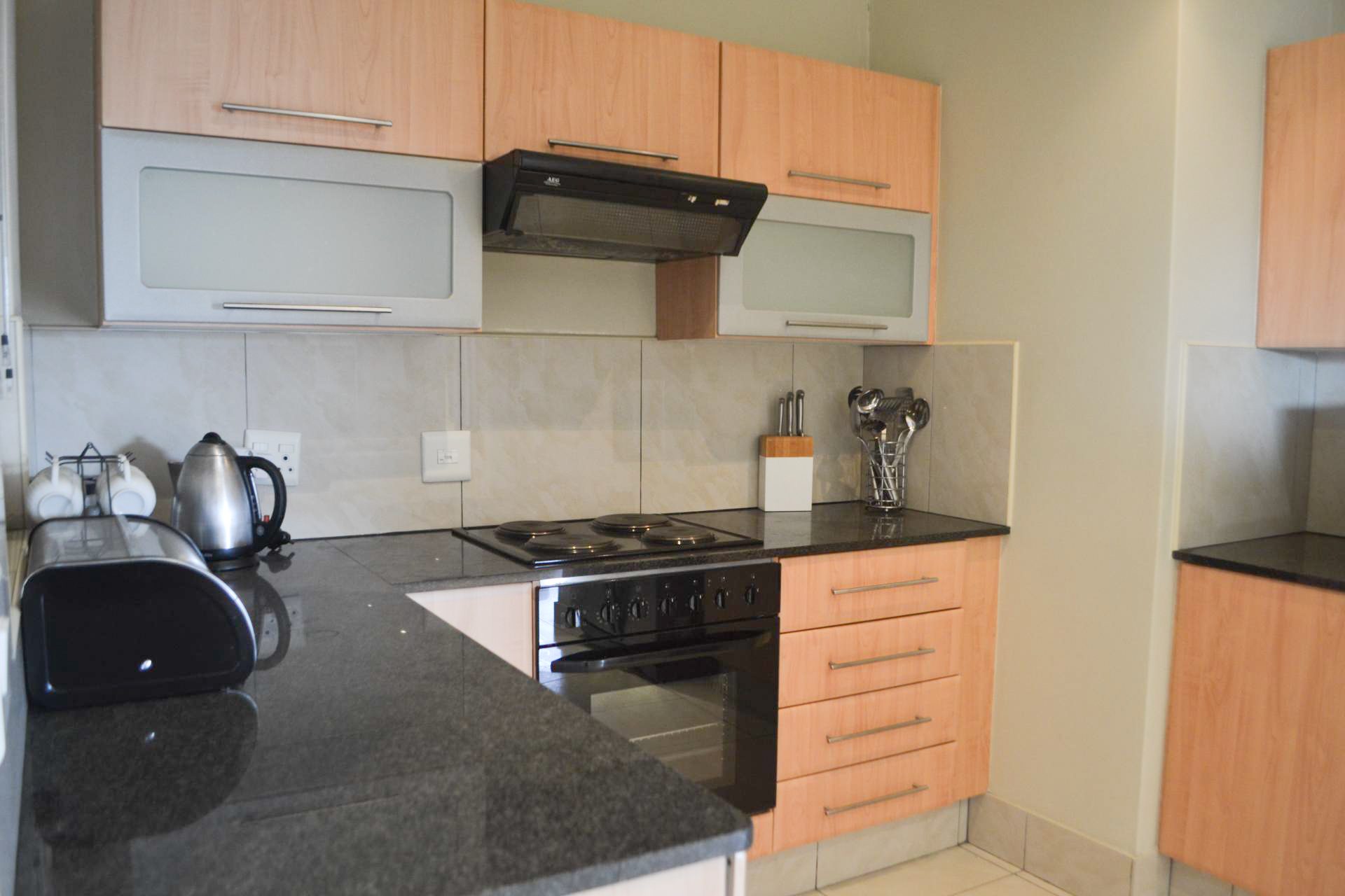 35 Fredman Drive, Sandhurst Towers — image 2