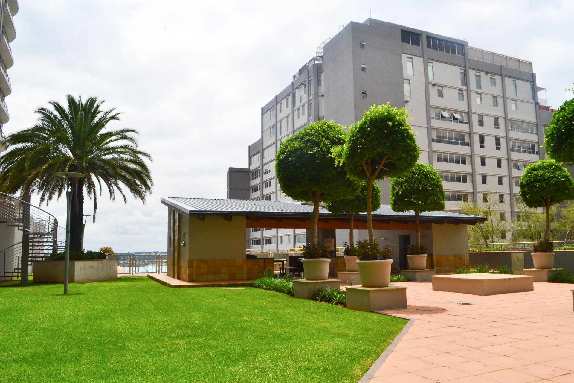 35 Fredman Drive, Sandhurst Towers — image 22
