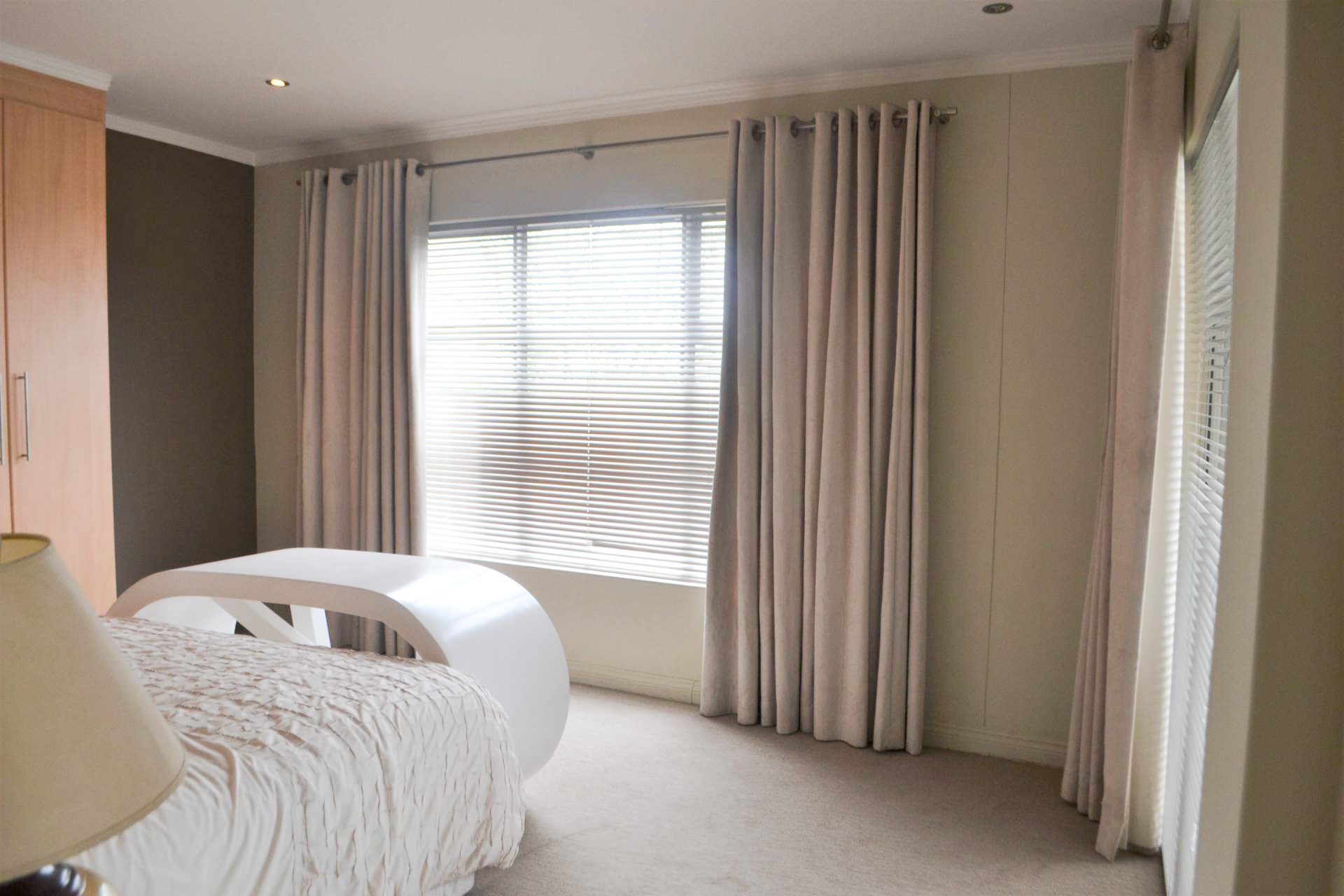 35 Fredman Drive, Sandhurst Towers — image 12