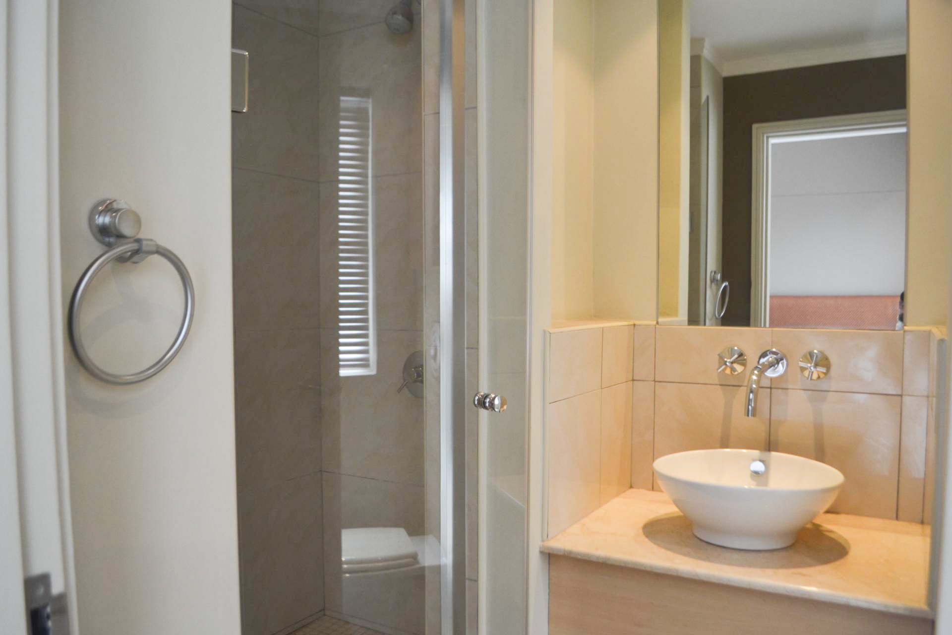 35 Fredman Drive, Sandhurst Towers — image 25
