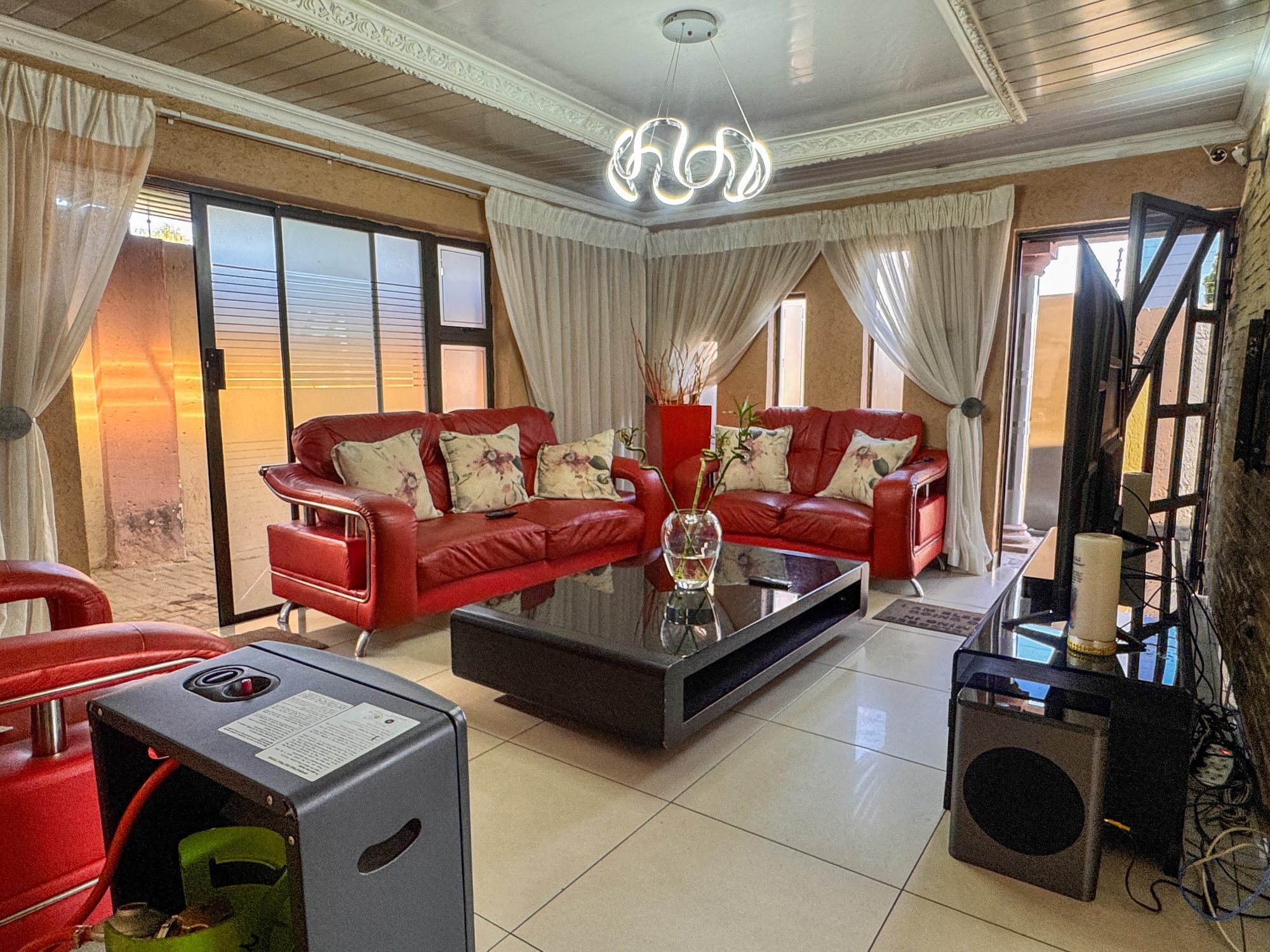 Spacious Double Storey Family Home with Modern Finishes & Excellent Security — image 3